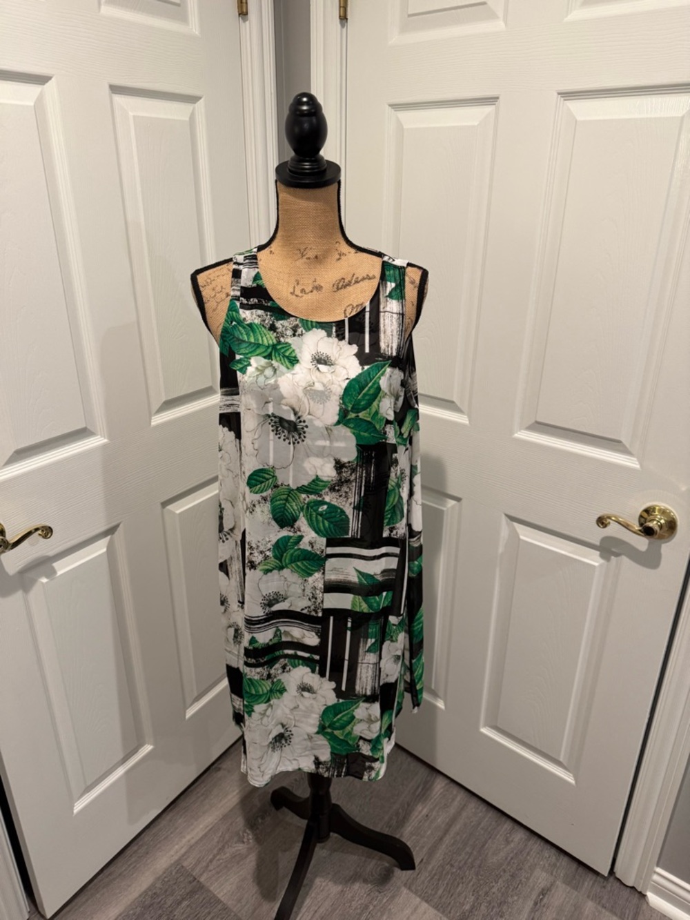 Alfani Black White and Green Floral and Stripe Shift Dress